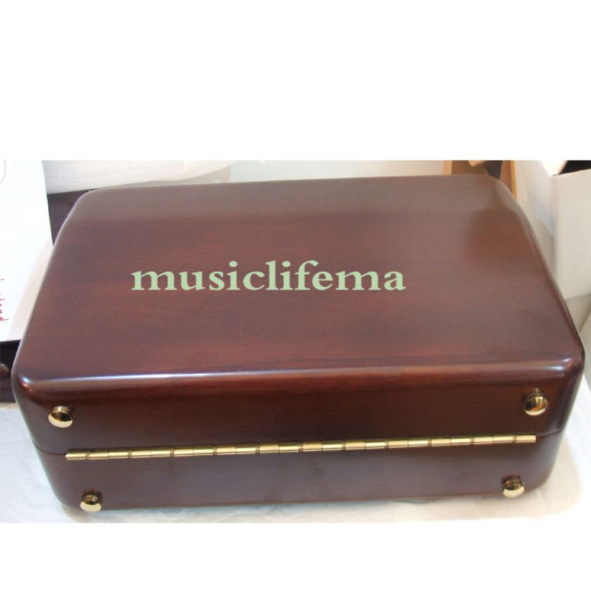 wooden clarinet case beautiful,solid great artwork  