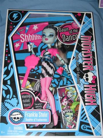 Monster High 4 Doll Lot Frankie Cleo Draculara Clawdeen  