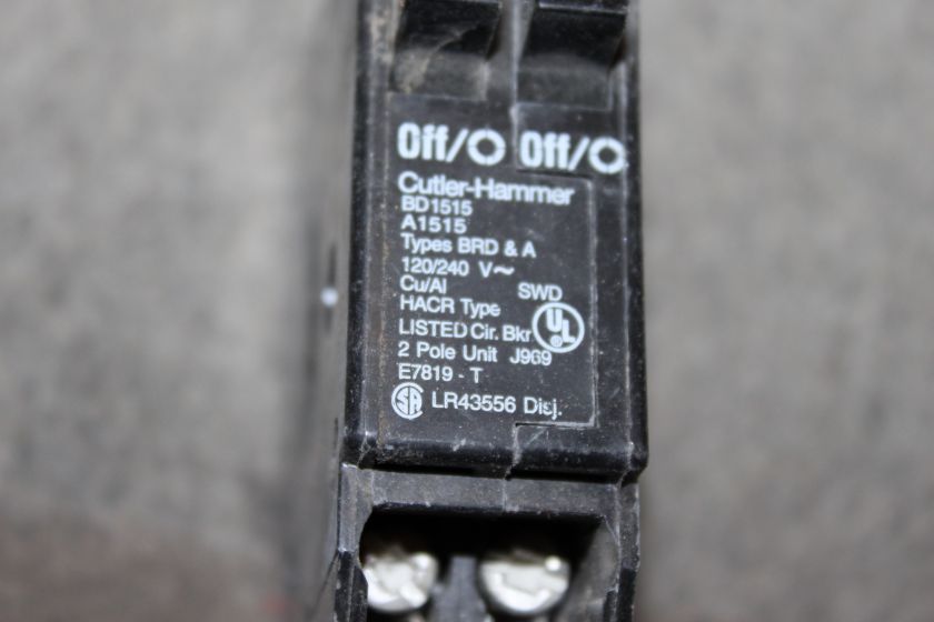 CUTLER HAMMER BD1515 2POLE 15A 120/240V CIRCUIT BREAKER  