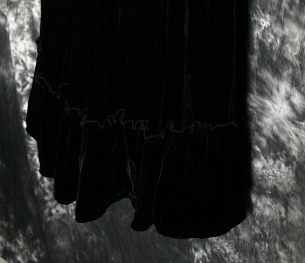 Long Black Ruffled Velvet Witchy Goth Skirt 20W 1X  