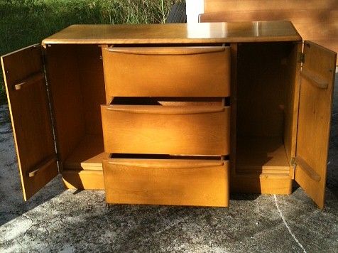 VINTAGE HEYWOOD WAKEFIELD BUFFET 3 DRAWER MODEL M 592  