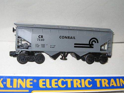 LINE O 7110 2 IN CONRAIL HOPPER NIB IN MINT NP  