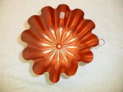   copper jello mold.may need cleaning, but still a nice piece