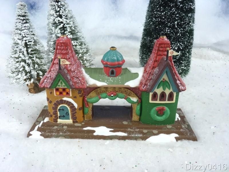 Dept. 56 North Pole Welcome To Elfland Gateway Entrance #56431 NIB 