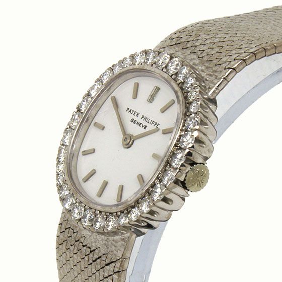 EXQUISITE VINTAGE LADIES PATEK PHILIPPE 18K & DIAMONDS WATCH  