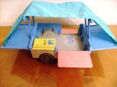 FISHER PRICE LOVING FAMILY DOLLHOUSE POP UP CAMPER WITH HITCH  