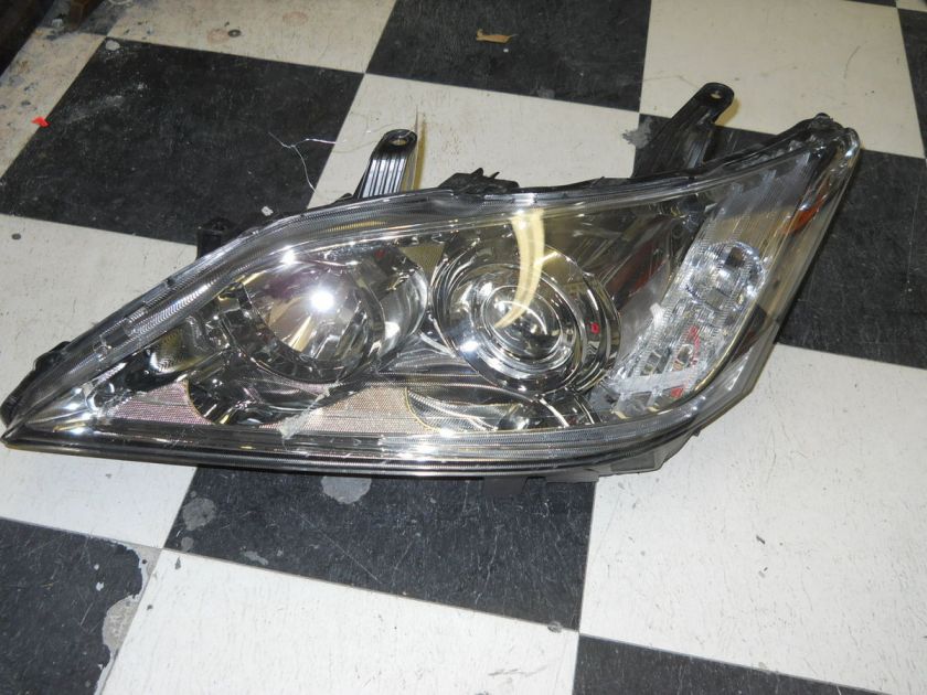 GENUINE 2010 2011 LEXUS ES350 LEFT HALOGEN PROJECTOR HEADLIGHT DAMAGED 