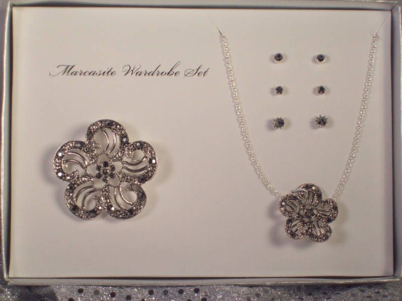 BEAUTIFUL  Marcasite Flower Pendant Jewerly Set  