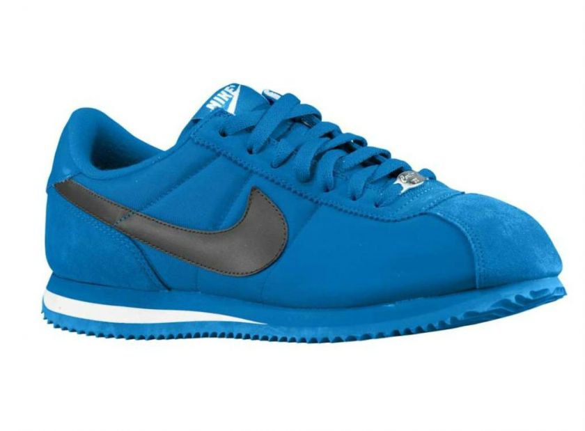 Nike CORTEZ NYLON 06 Classic Casual Athletic Sneaker  