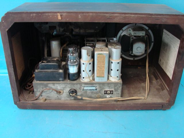 Silvertone Model 6024 Art Deco Green Eye Tube Table Radio 40s Push 