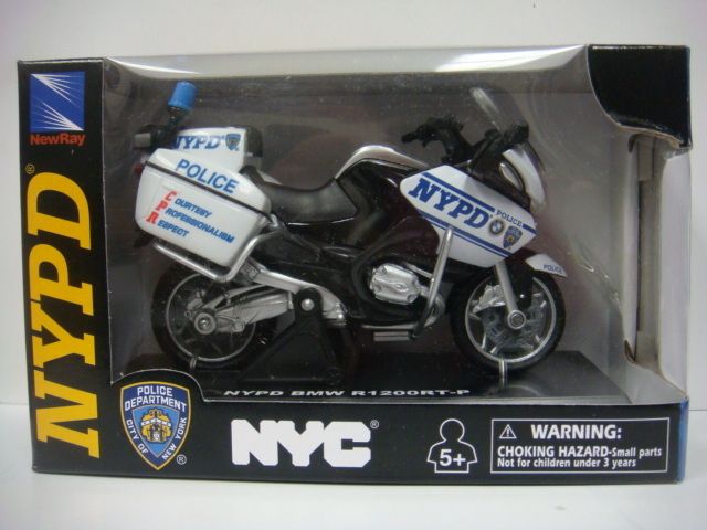   RAY NYPD BMW R1200RT P POLICE MOTORCYCLE BIKE 1/18 NEW DIECAST 67555