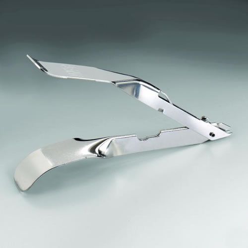 DISPOSABLE STAPLE REMOVER FOR HOG DOG HUNTING  