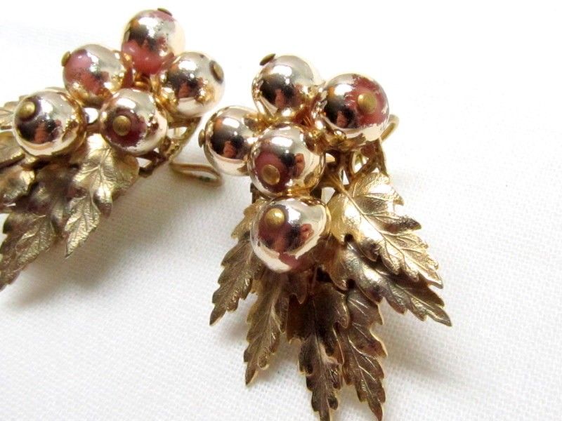 Vintage Wingback Pat2414882 Flower J McCann EARRINGS  