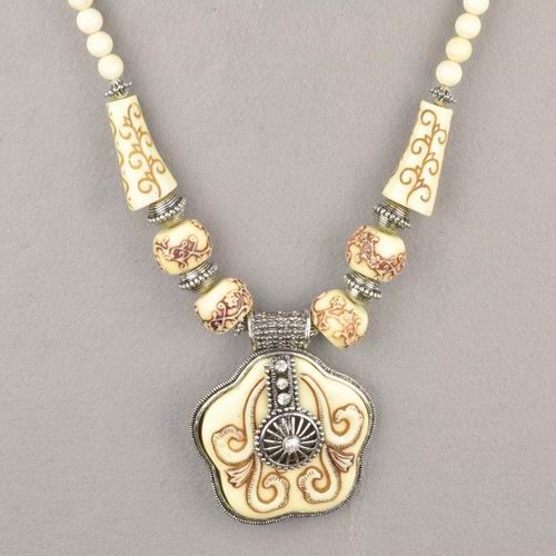 Carved Floral Totem Vintage Tibet Silver Chunky Diamante Pendant 