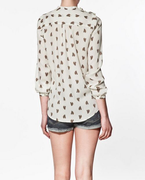 HORSE PRINT V NECK STUDDED SHIRT 2485  