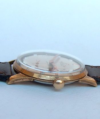 VINTAGE SWISS ARETTA ULTRA THIN MENS WRISTWATCH WATCH  