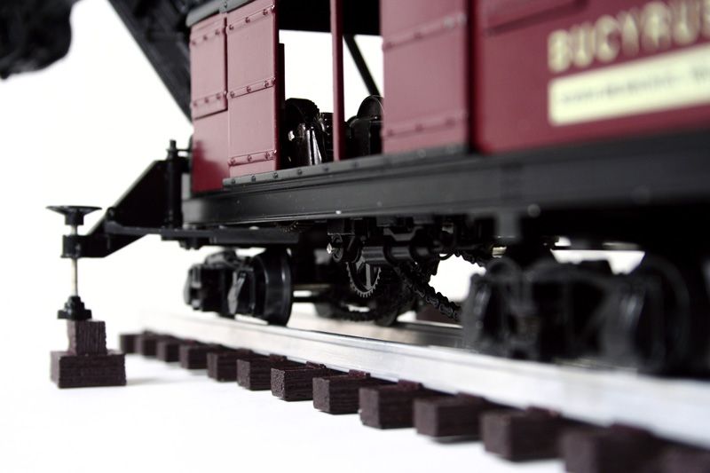 Bucyrus Steam Shovel on Rail   1/48   TWH  