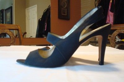   BLACK STRAPPY HEELS MADE IN ITALY VERO CUOIO ANKLE STRAP 10 AA  