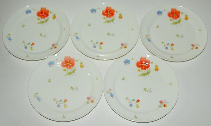 Mikasa Bone China JUST FLOWERS 6.5 BB Plates (5)  