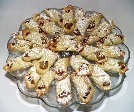 TRADITIONAL HUNGARIAN KIFLI COOKIE,WALNUT FILLED,HUNGARIAN/EUROPIAN 