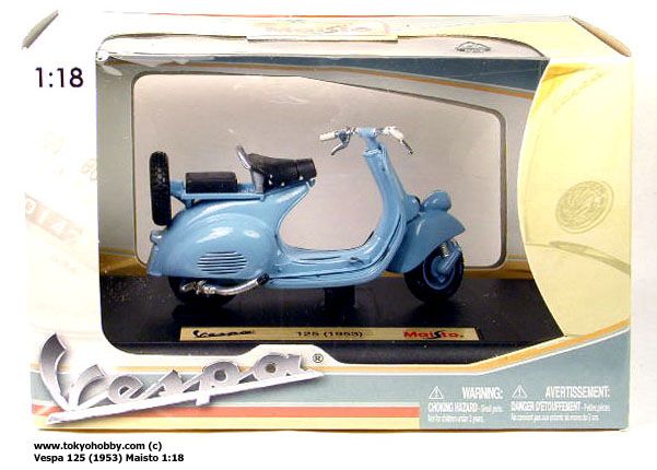 Vespa 125 (1953) 118 Maisto   very rare ligth blue   