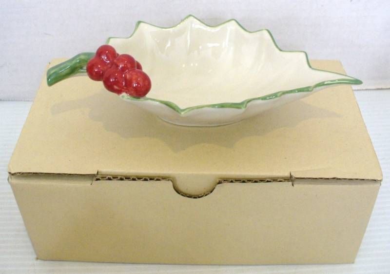 ANDREA BY SADEK HOLLY LEAF DISH THAILAND   NIB  