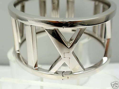 TIFFANY & CO 18K WHITE GOLD ATLAS BANGLE BRACELET CUFF  