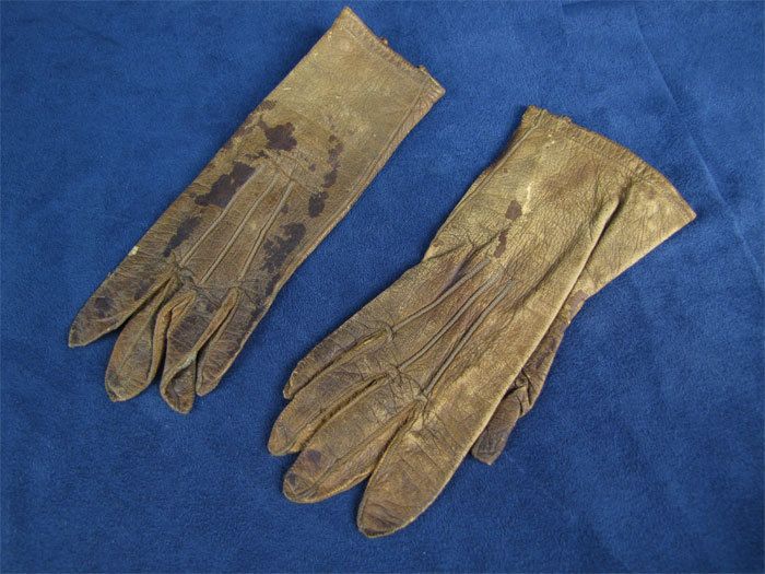 Nice Vintage Leather Doll Gloves Brown Buttons  