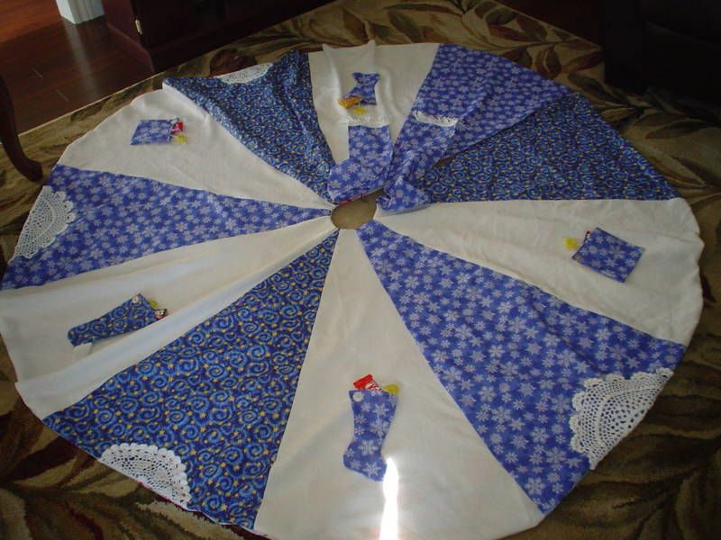 Hand M One of a Kind Blue CHRISTMAS TREE SKIRT.Stocking  