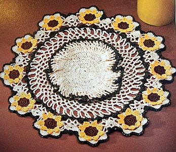 DECORATIVE DOILIES Crochet Project Pattern Book 7 Dsgns  