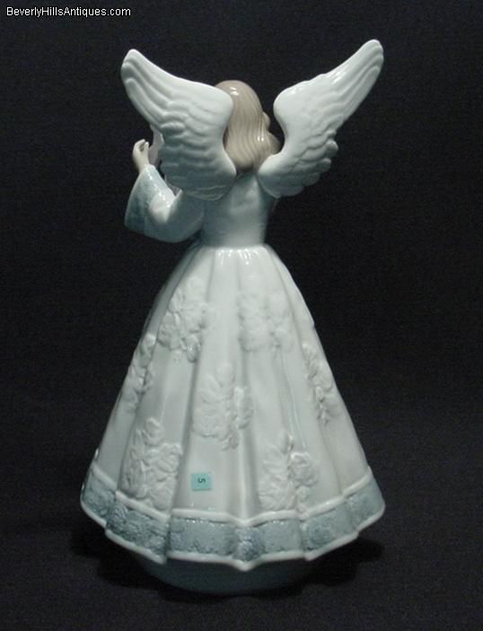 Lladro Porcelain Angel Playing Harp  