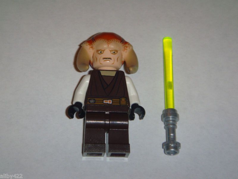 LEGO STAR WARS JEDI KNIGHT SAESEE TIIN MINI FIGURE 7931  