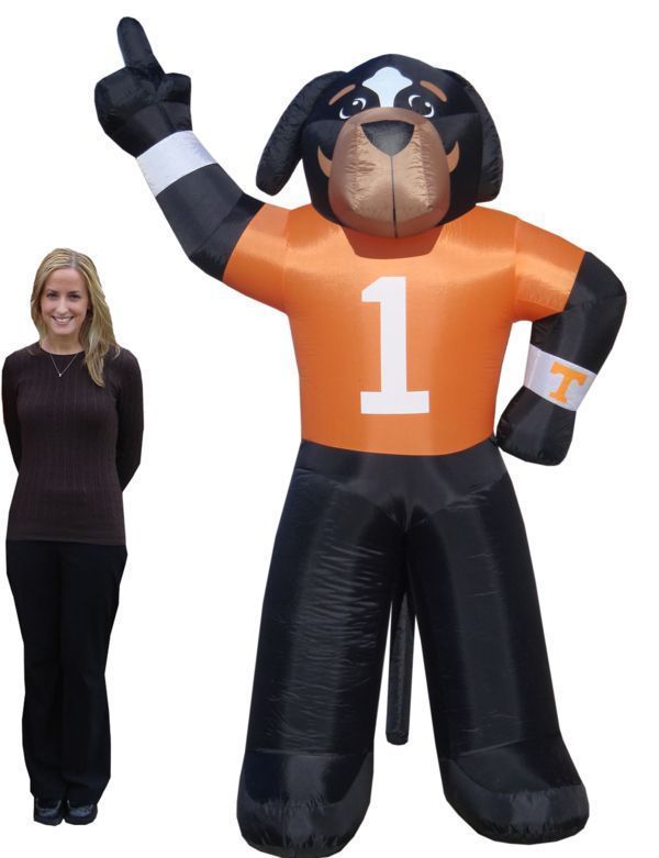 TENNESSEE VOLUNTEERS Vols Smokey Inflatable Lawn Figure  