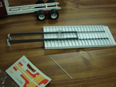   9000 WITH WORKING ROLLBACK BED   TILT AND SLIDE   PROJECT   1/32 SCALE